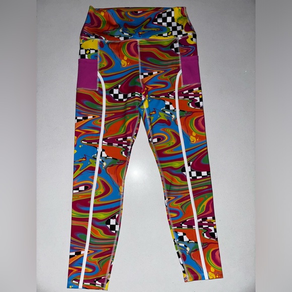 Brittany Allen x Peloton Printed Cargo Leggings - Picture 2 of 9